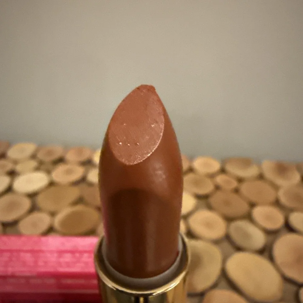 MARY KAY Signature Creme Lipstick Cantaloupe‎ #906900 NICKED TIP